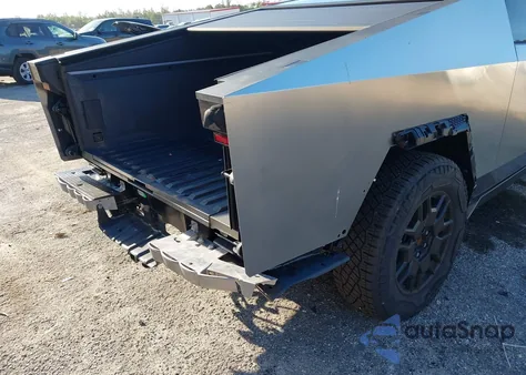 2025 Tesla Cybertruck Cyberbeast из США, поврежденный, VIN 7G2CEHEE5SA059951